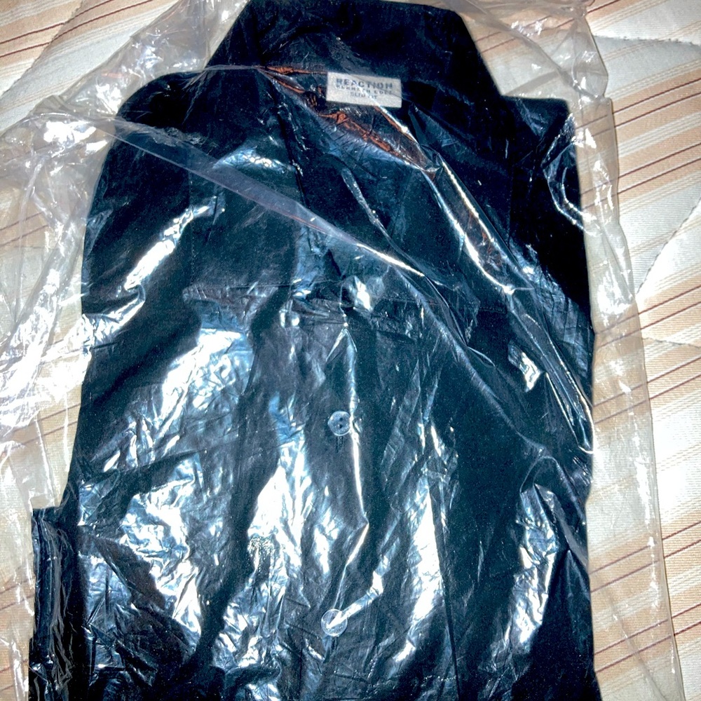 Kenneth Cole Slim Fit Black Dress Shirt Brand New Size 15 1/2 32/33